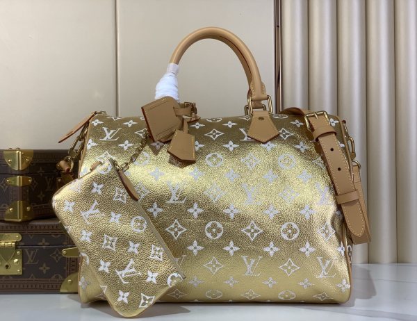 LV Pharrell Williams M24417