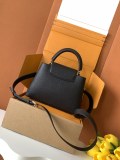 LV Capucines BB M25404