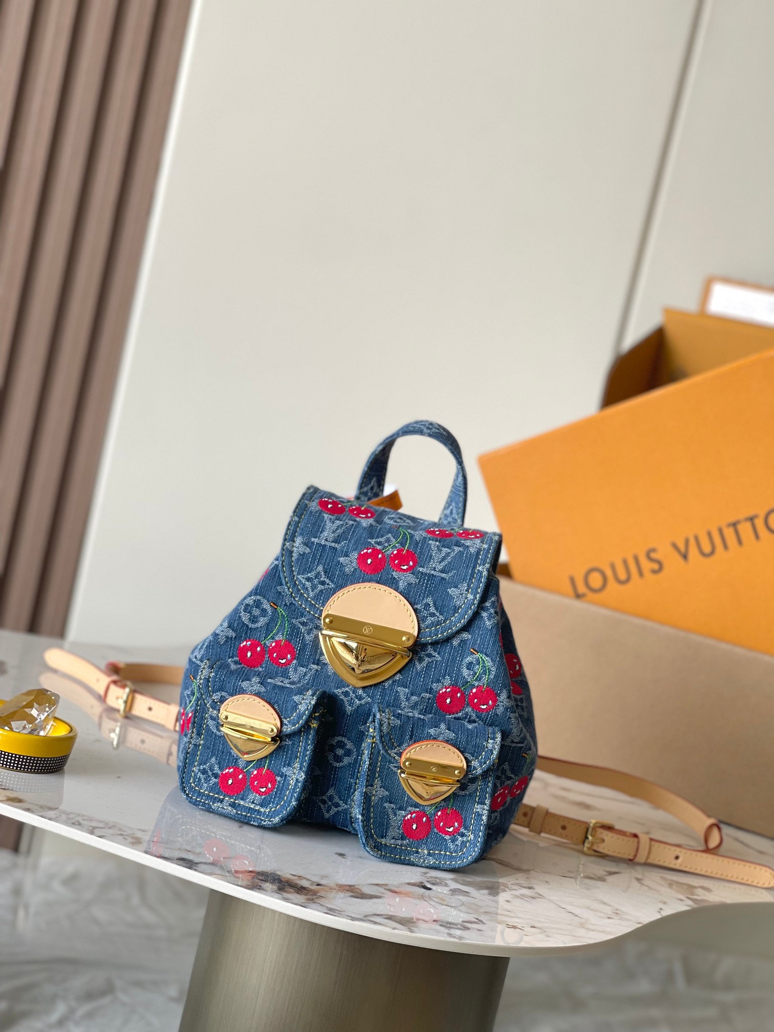 LV TM VENICE NM M13679