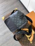 LV Monogram Eclipse M12518