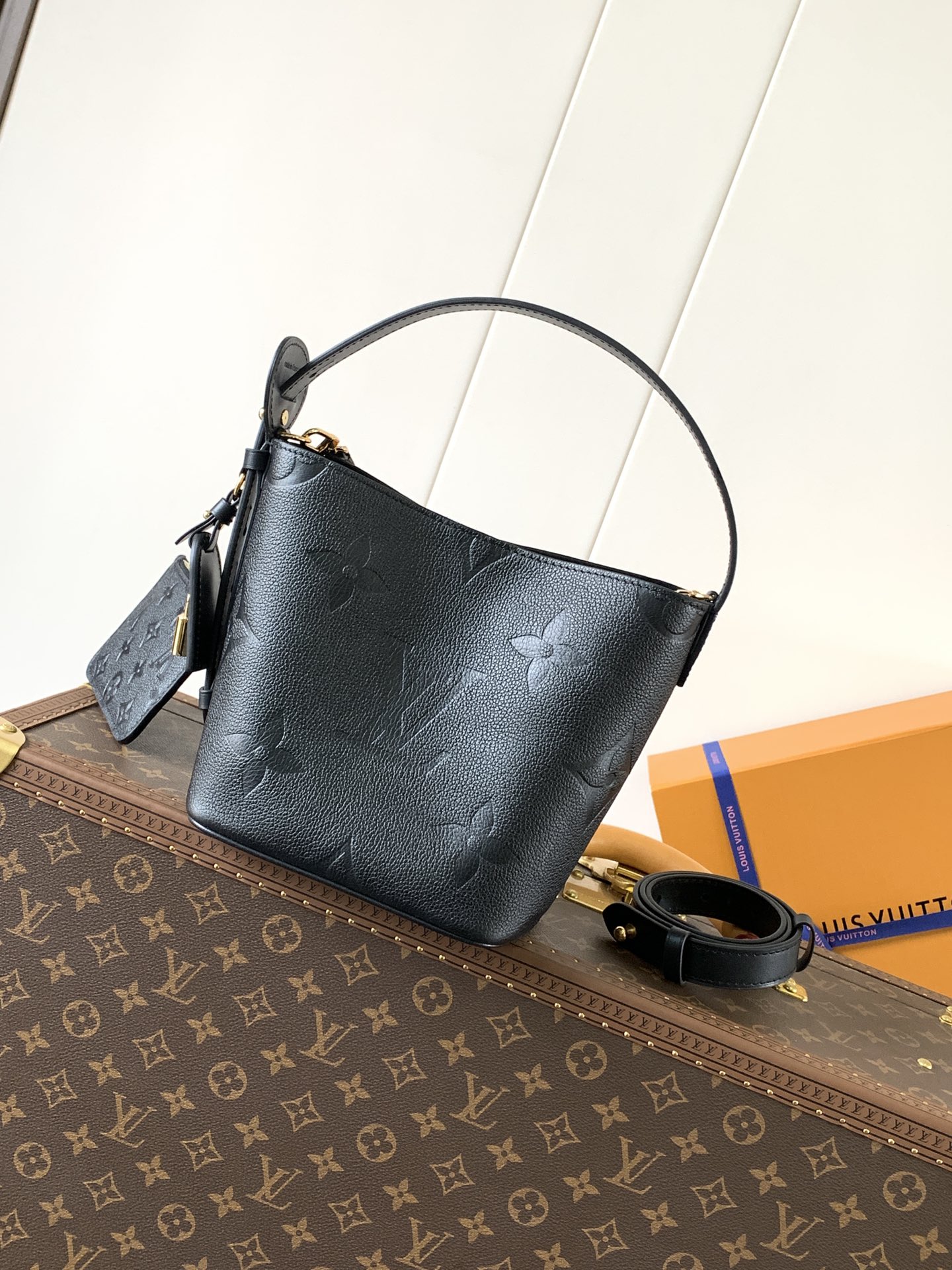 LV Monogram Empreinte M13480