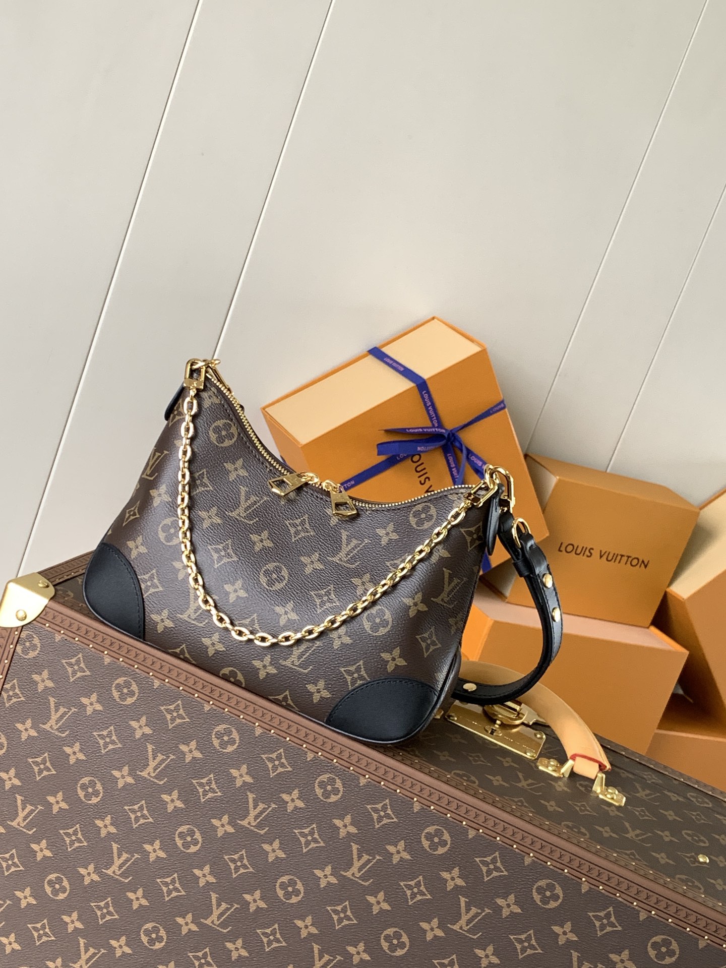 LV Monogram M45832