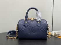 LV Monogram Empreinte M14200