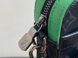 LV Monogram Eclipse M26052
