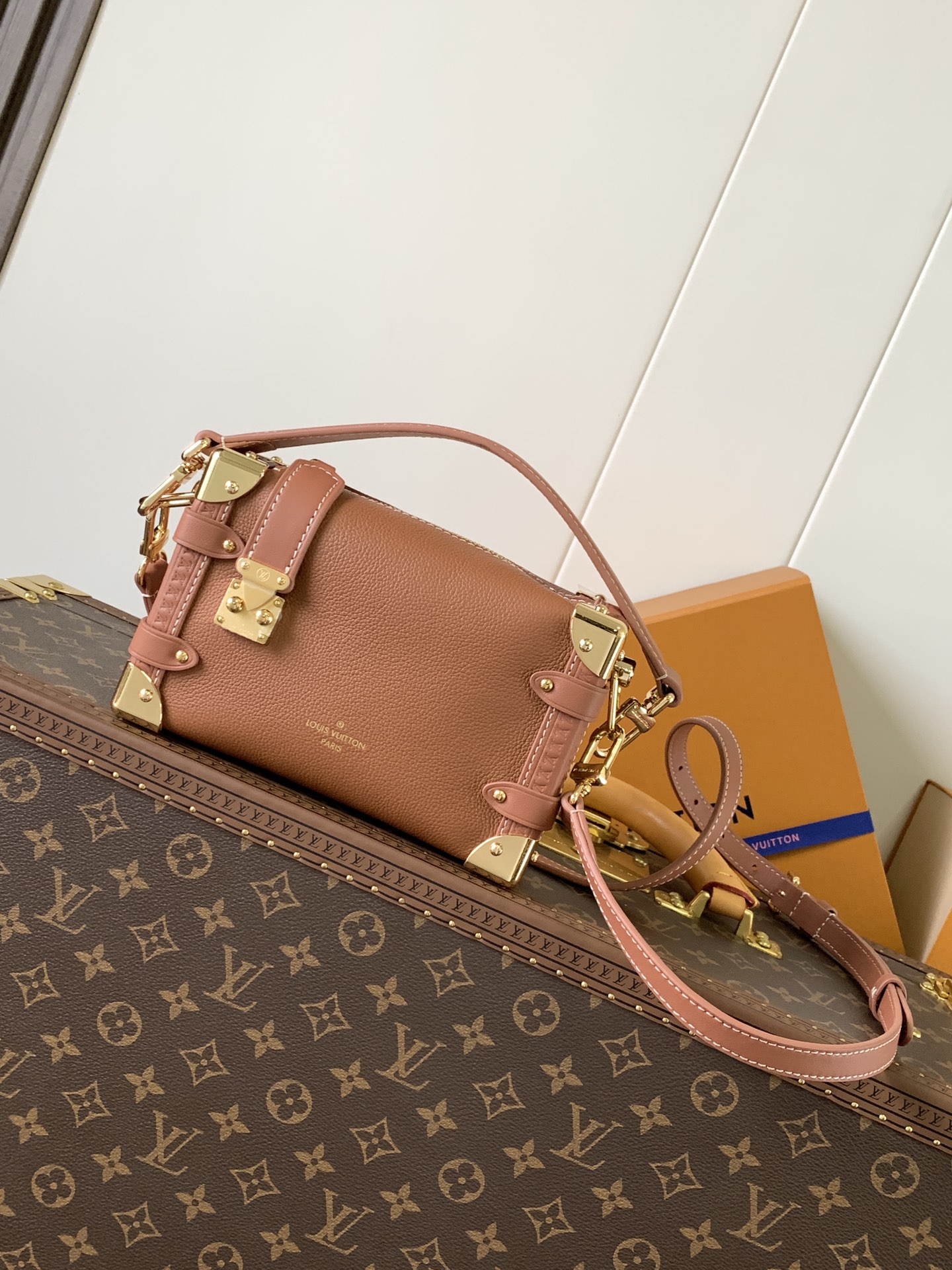 LV Nicolas Ghesqui M15226