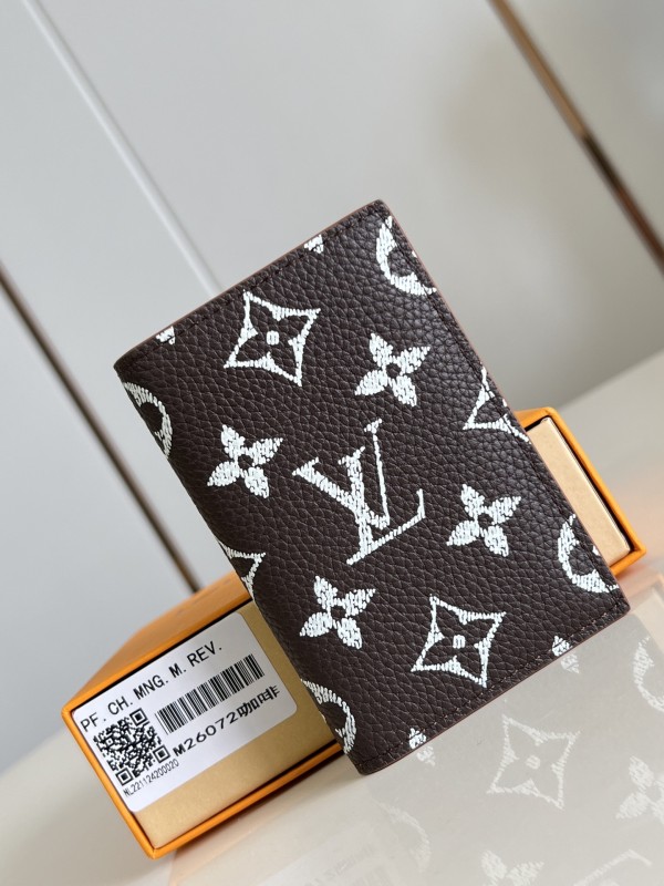 LV Monogram Shadow M26072