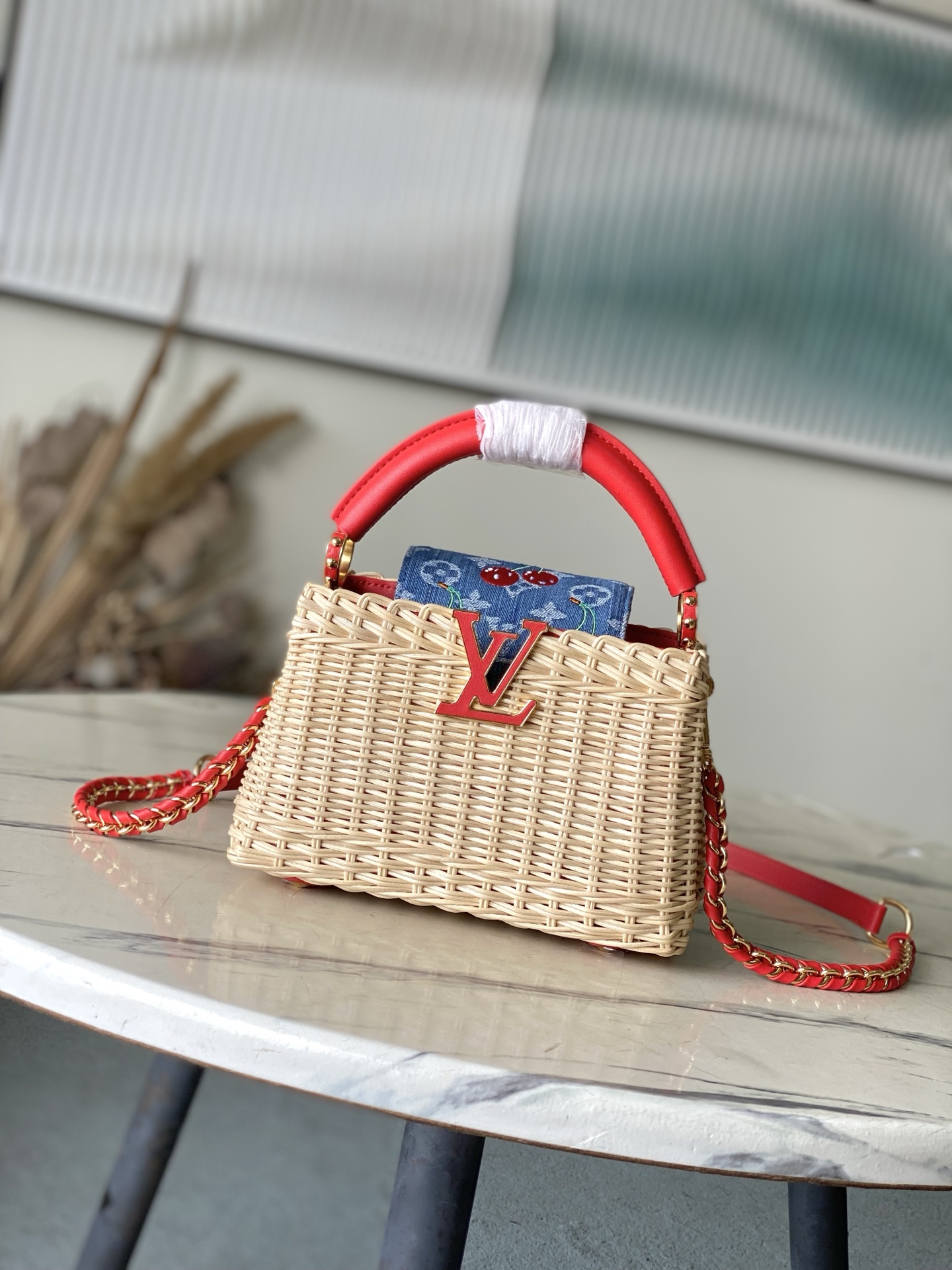 LV Capucines M14295
