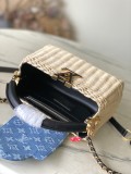LV Capucines M14295
