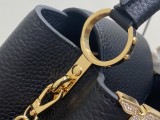LV Monogram Flower M48865