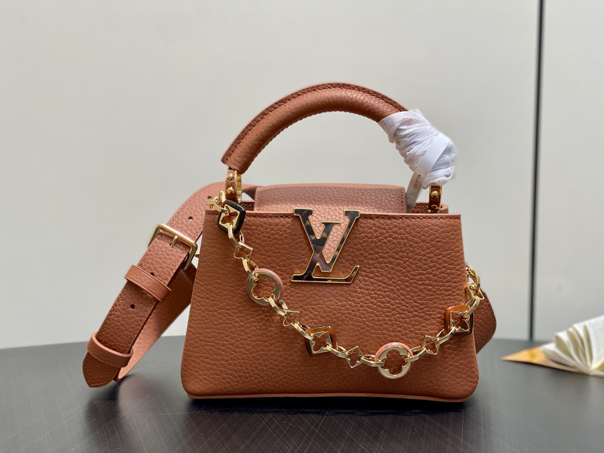 LV Chain On You M14970
