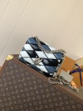 LV Twist M23045