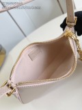 LV Pochette LV Bloom M25525