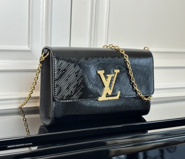 LV Pochette Louise M23756