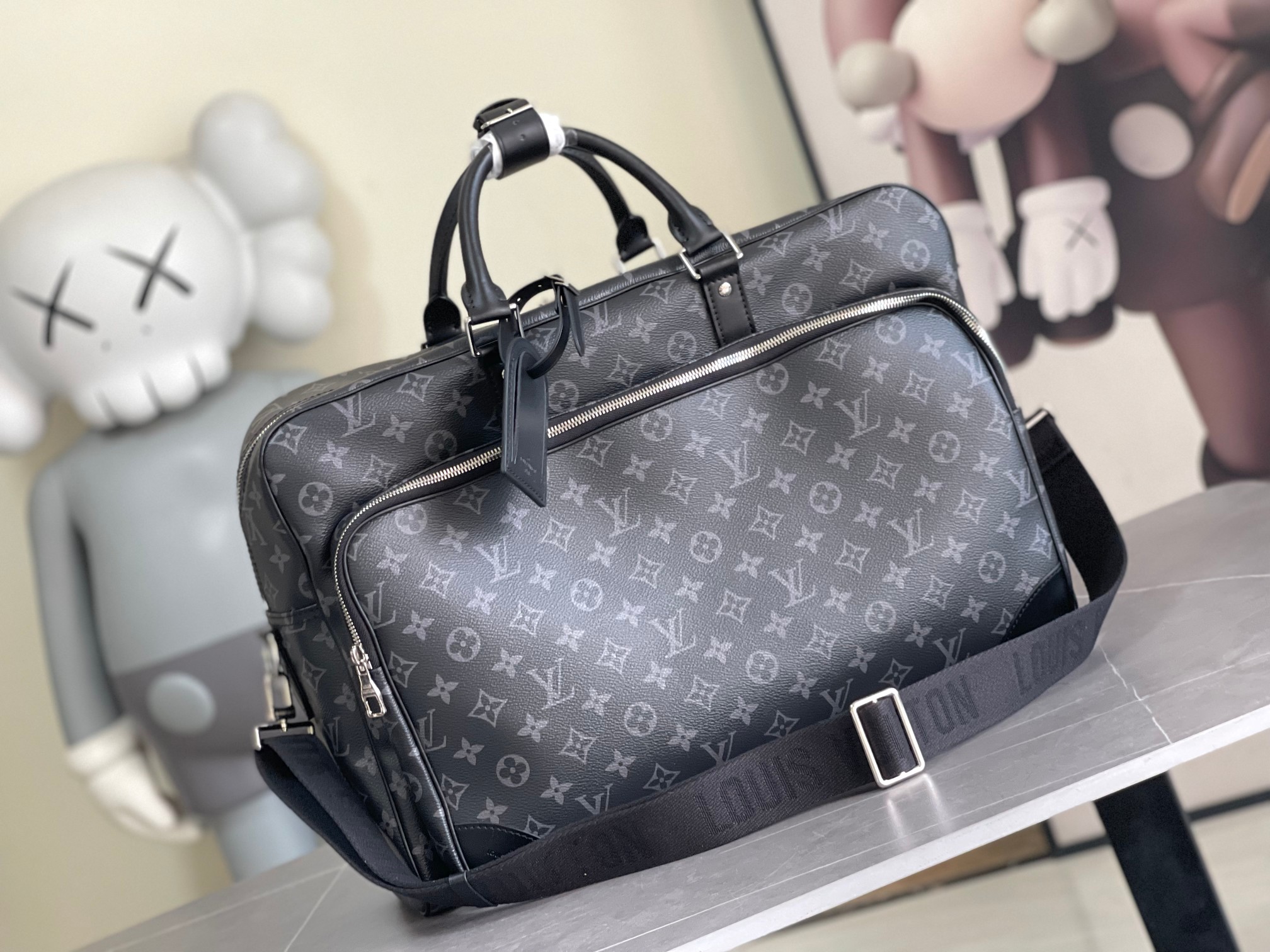 LV Monogram Eclipse M11512