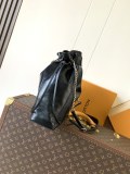 LV LV Circle M25545