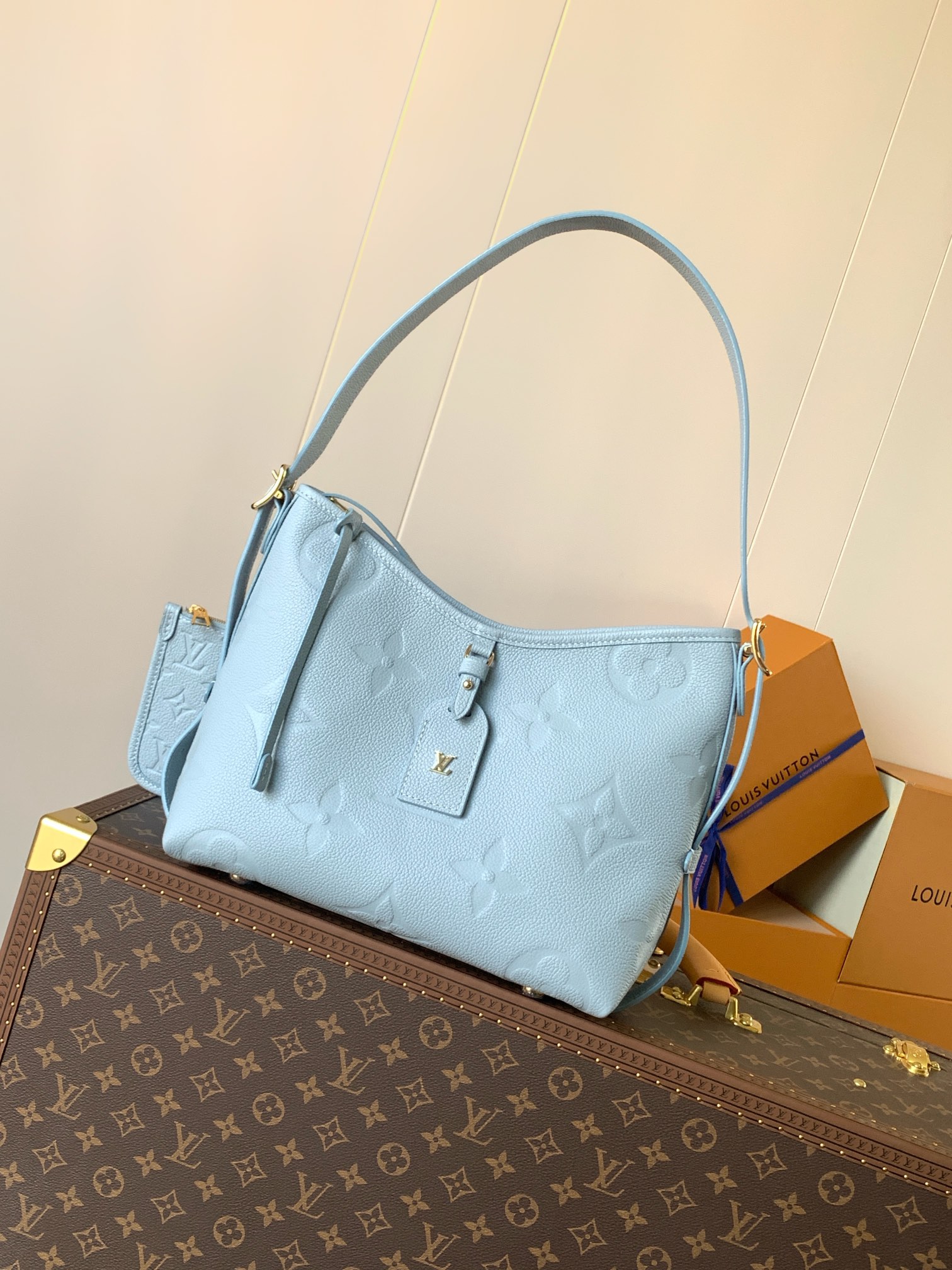 LV Monogram Empreinte M14209