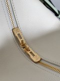 LV Monogram M26905