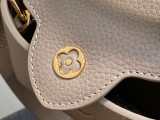 LV Capucines M56071