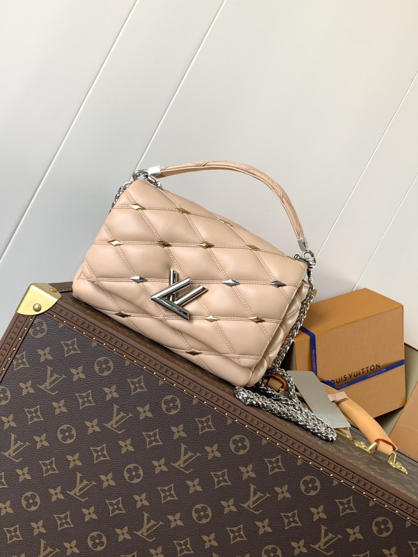 LV Twist M24151