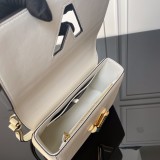 LV Monogram M21031