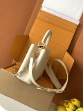 LV CapucinesChain On You M12936