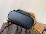 LV Montsouris M12587