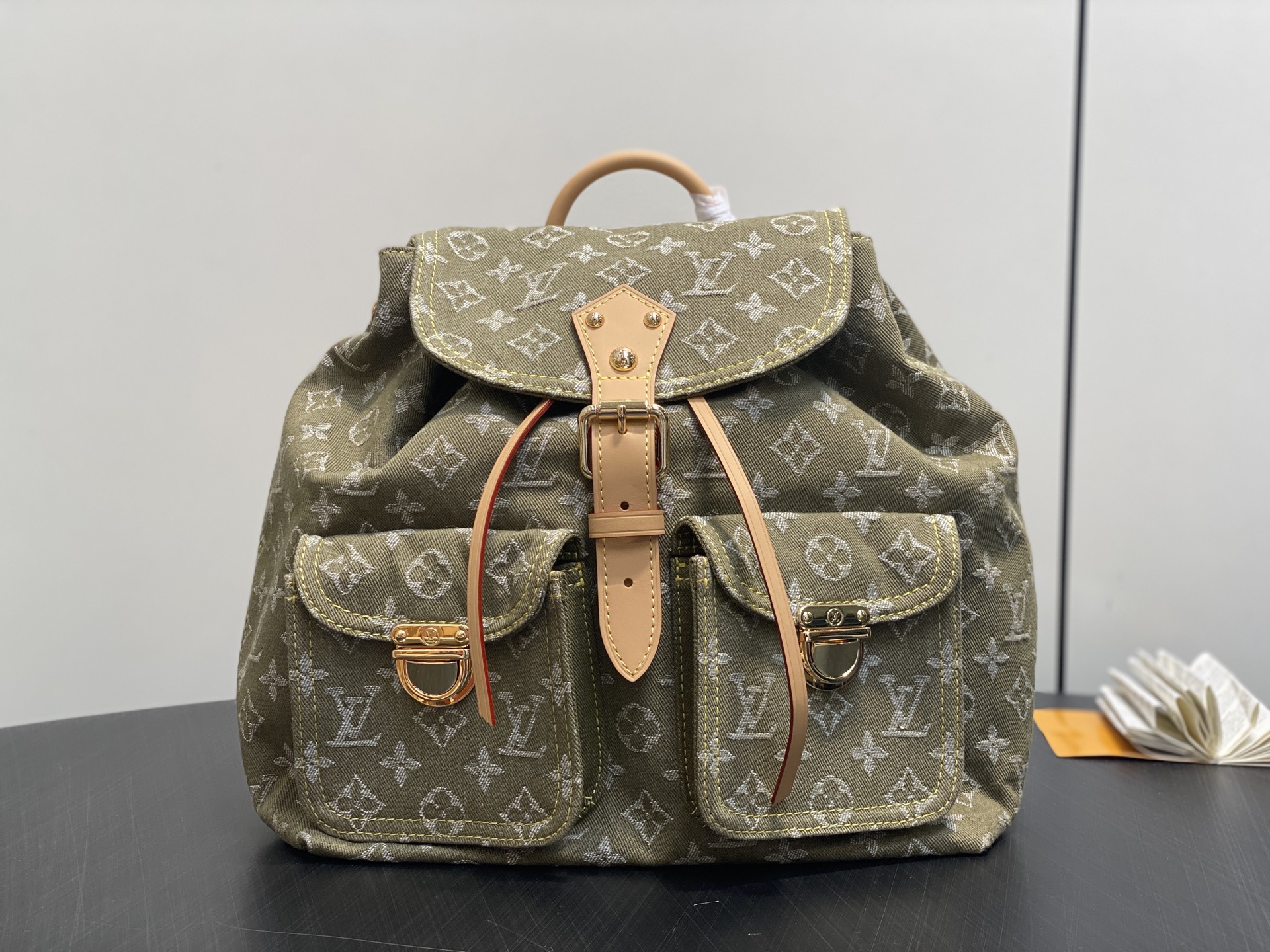 LV Lv Vintage M95241