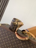 LV Monogram M26020