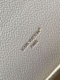 LV tis East West M25682