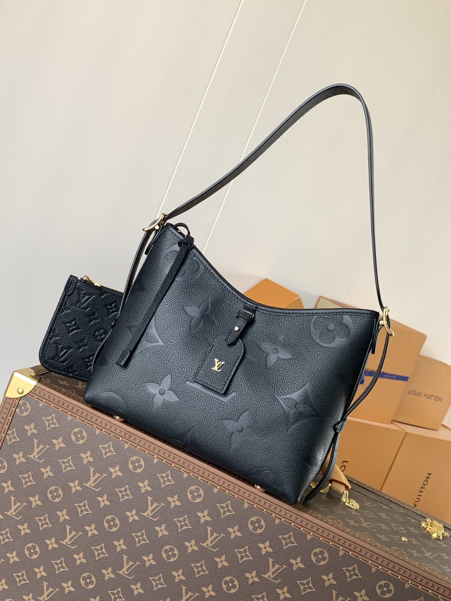 LV Monogram Empreinte M14209