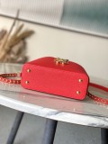 LV Capucines M13250