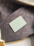 LV Monogram M26039