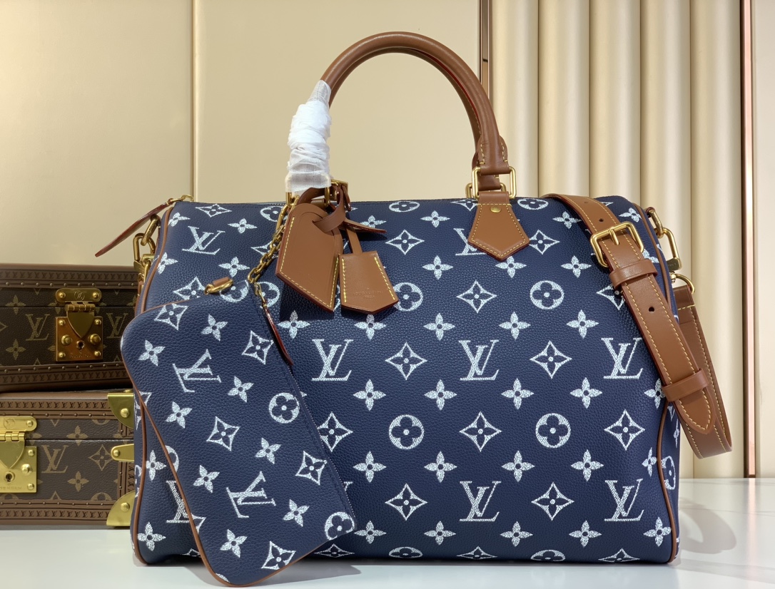 LV Pharrell Williams M24417