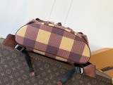 LV CHRISTOPHER M40654