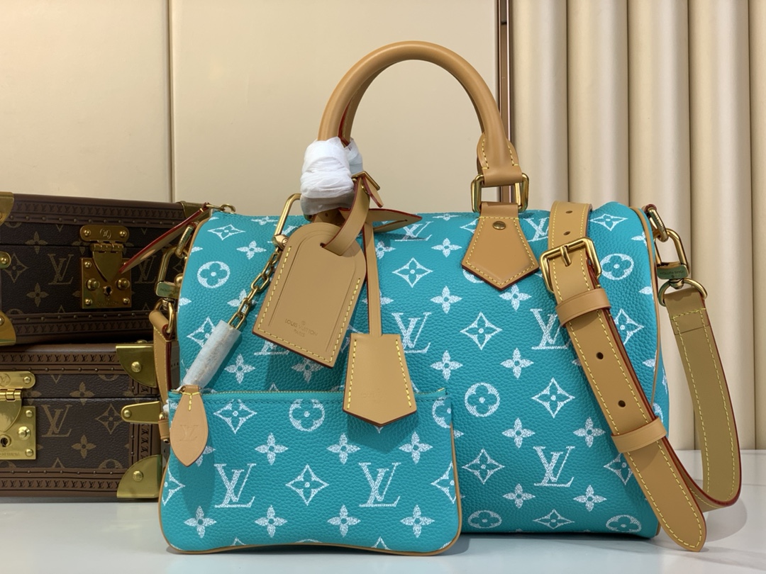 LV Pharrell Williams M21108