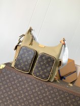 LV vintage M12697