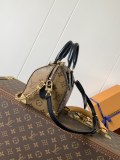 LV Monogram Reverse M13146