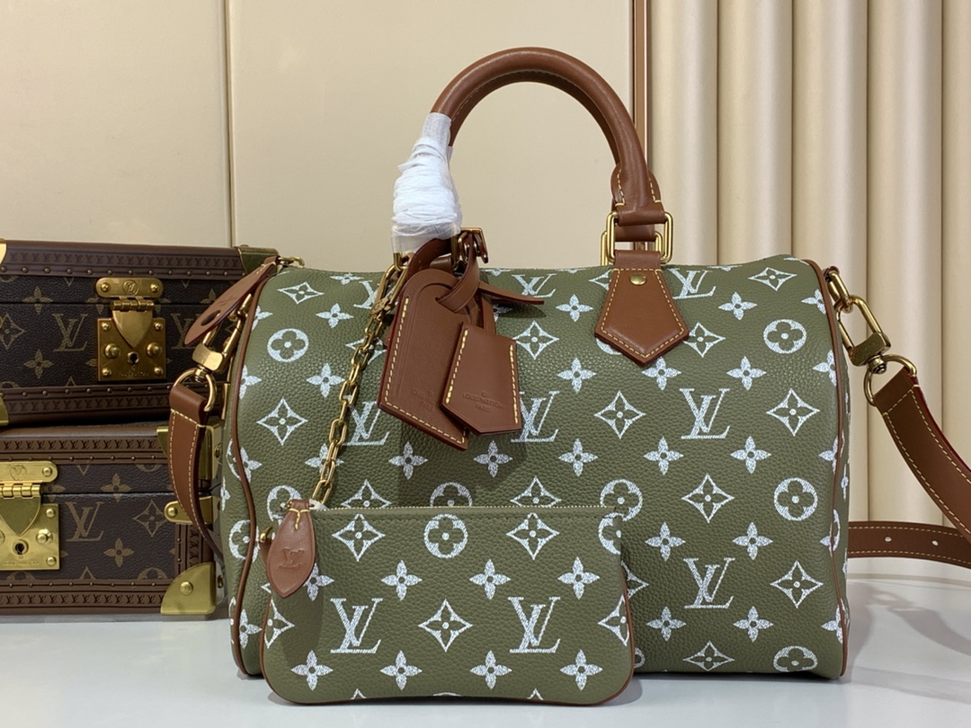 LV Pharrell Williams M14064