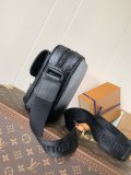 LV Monogram Eclipse M12518