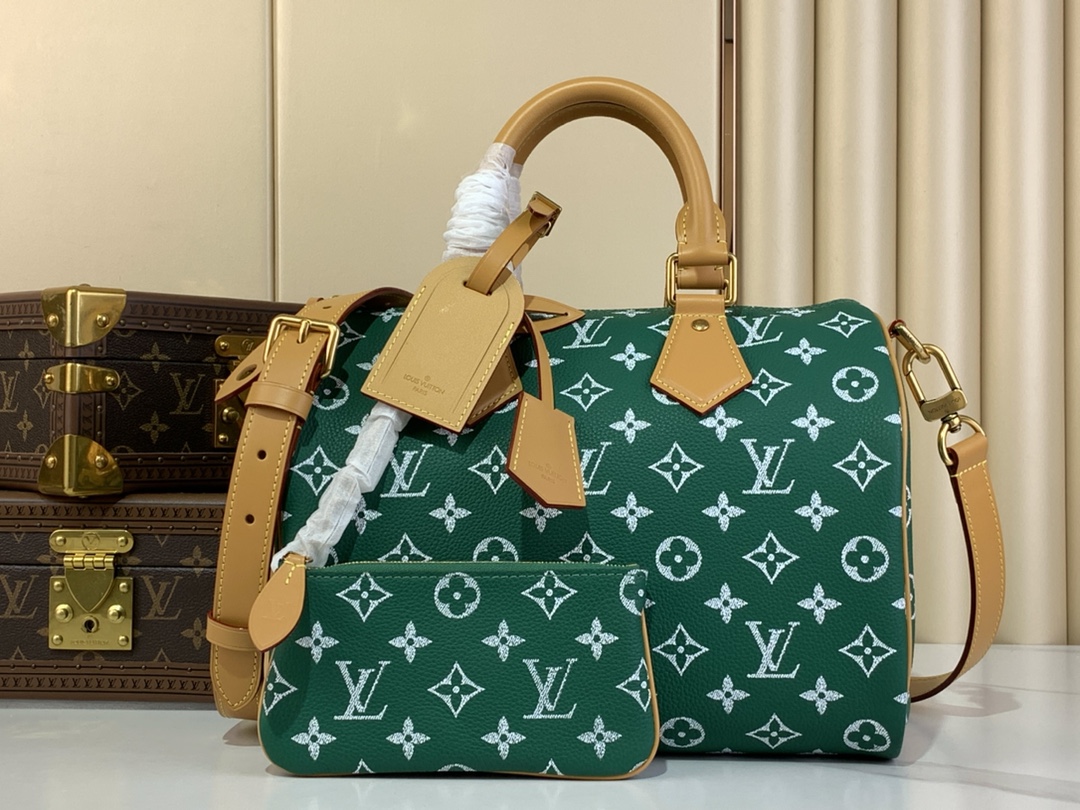 LV Pharrell Williams M14077