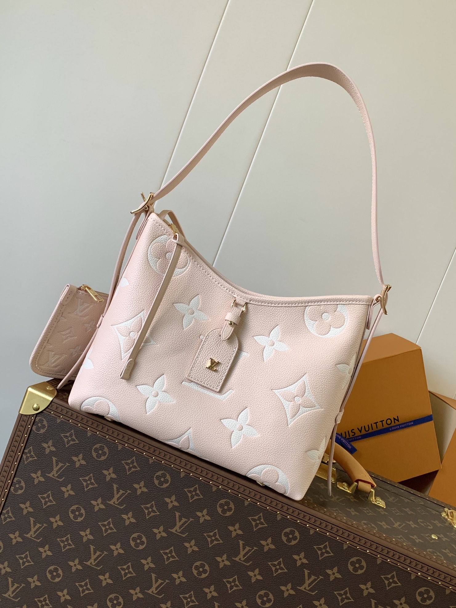 LV Monogram Empreinte M14209