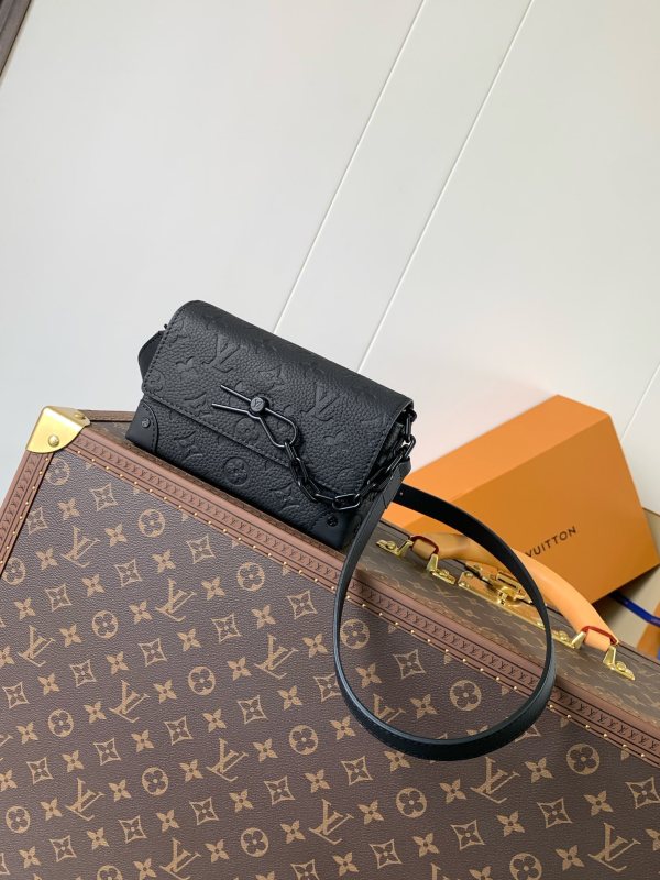 LV Taurillon M81746