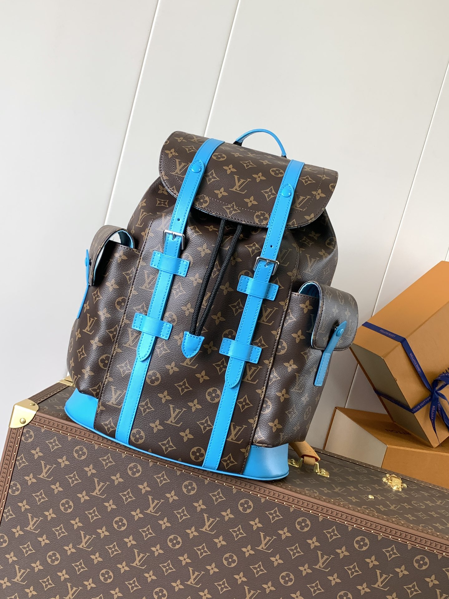 LV CHRISTOPHER M12729