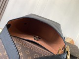 LV Low Key Hobo M25352