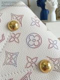 LV Monogram M57068