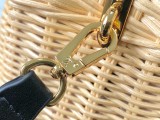 LV Capucines M26003