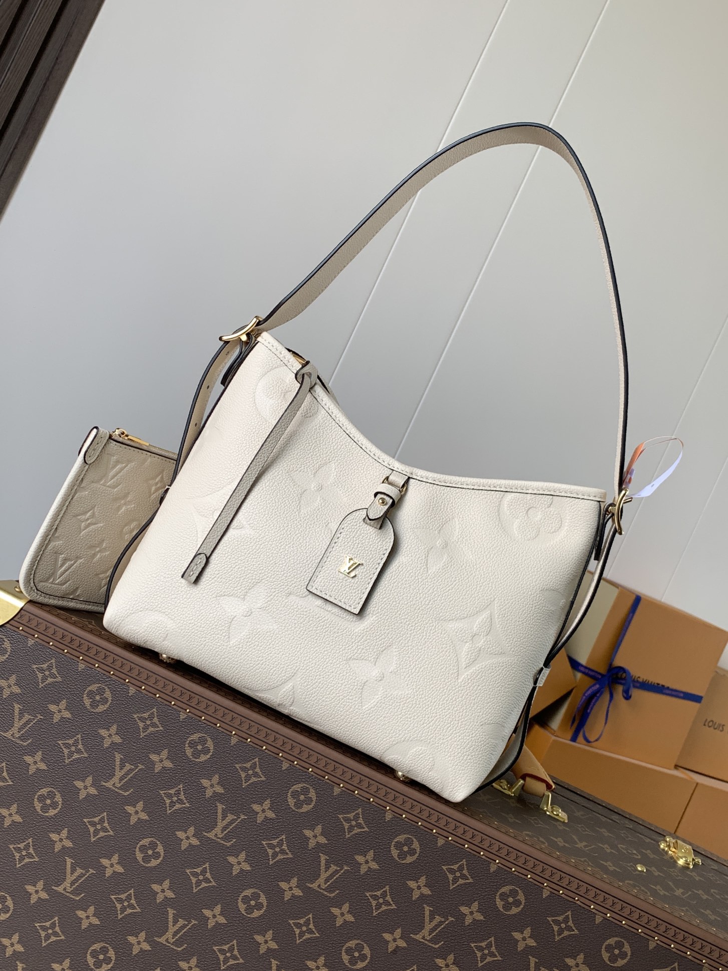 LV Monogram Empreinte M14209