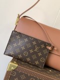 LV Low Key Messenger M13151