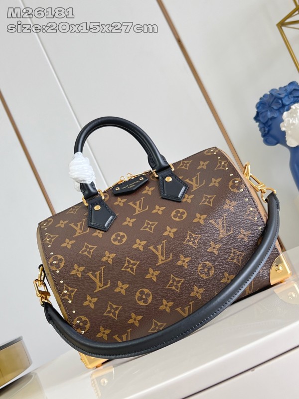 LV Monogram M26181