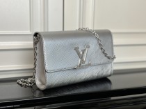 LV Pochette Louise M23756